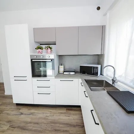 Domus Relax Appartement Garde