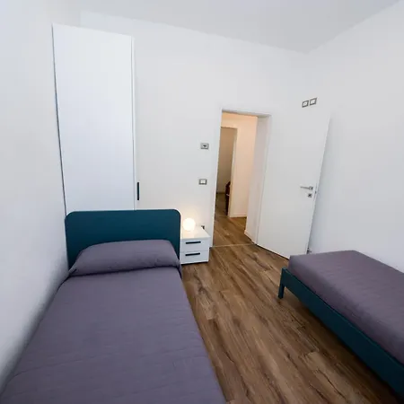 Domus Relax Apartment *