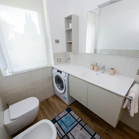 Domus Relax Apartment *